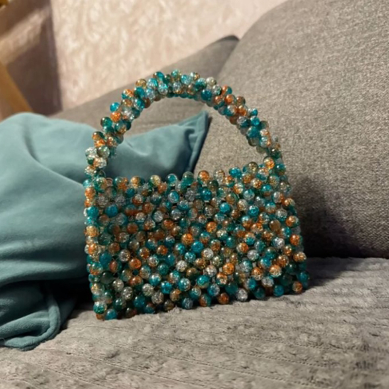 Women Fashion Logo Design - Sac à main vert coloré en