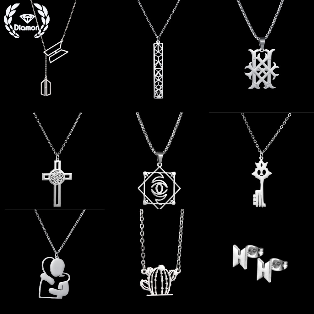 Women Fashion Logo Design - Collier Pendentif Personnalisé en Acier Inoxydable