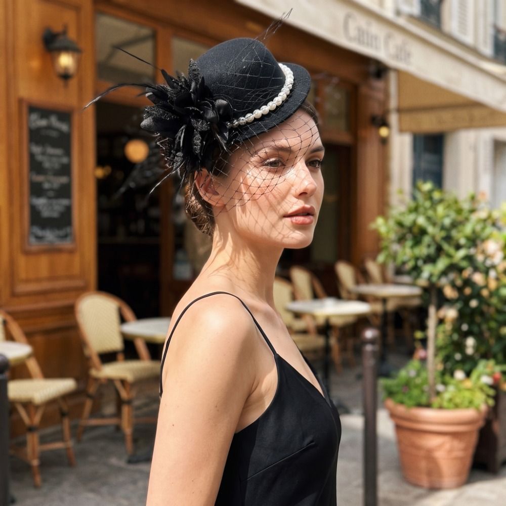 Women'S Fashion In The 1920S - Chapeau Fascinator Vintage Exquis et Élégant