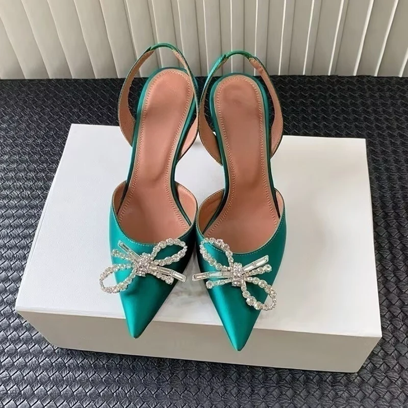 Sandales à talons fins avec nœ - Slip Dress Satin avis et prix